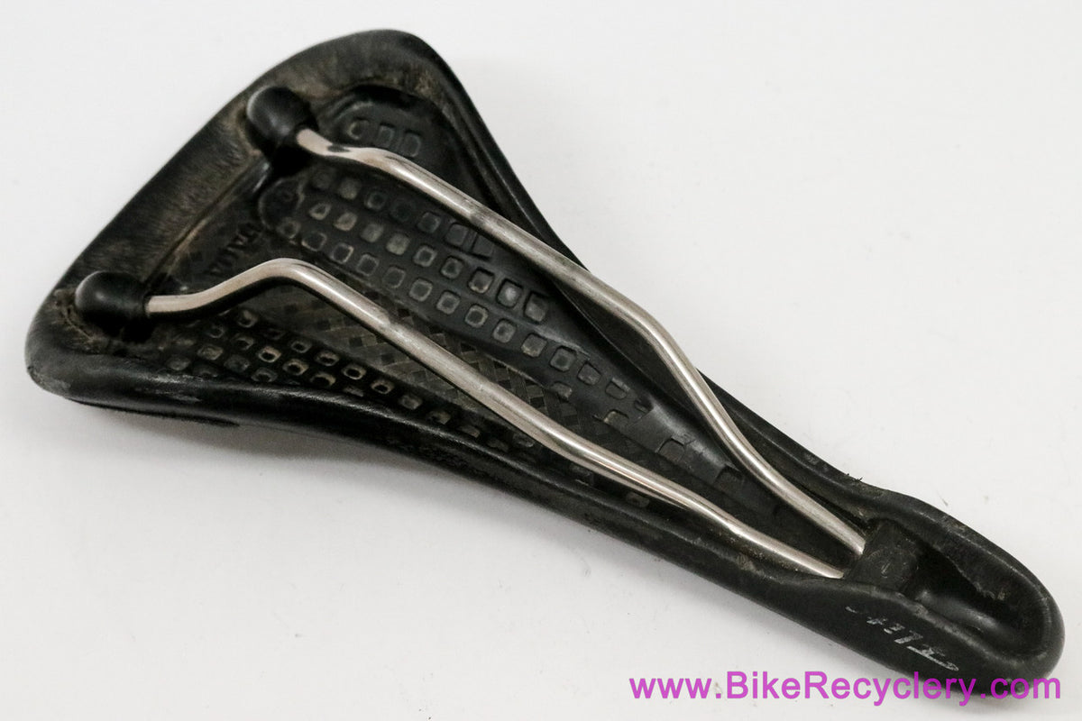 Selle Italia Flite Titanium Saddle: 2001 - Black Leather