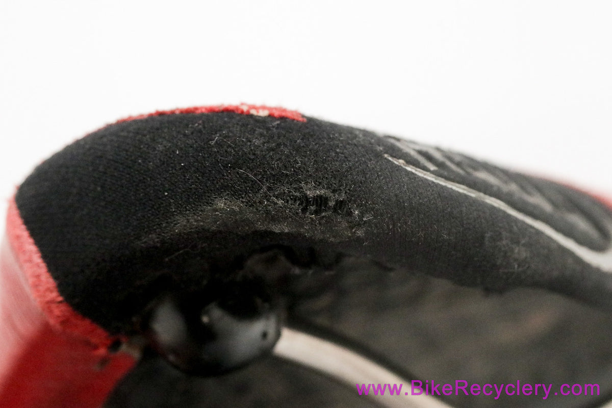Selle Italia Flite Titanium Genuine Gel:  Red Perforated Leather + Kevlar - 2000