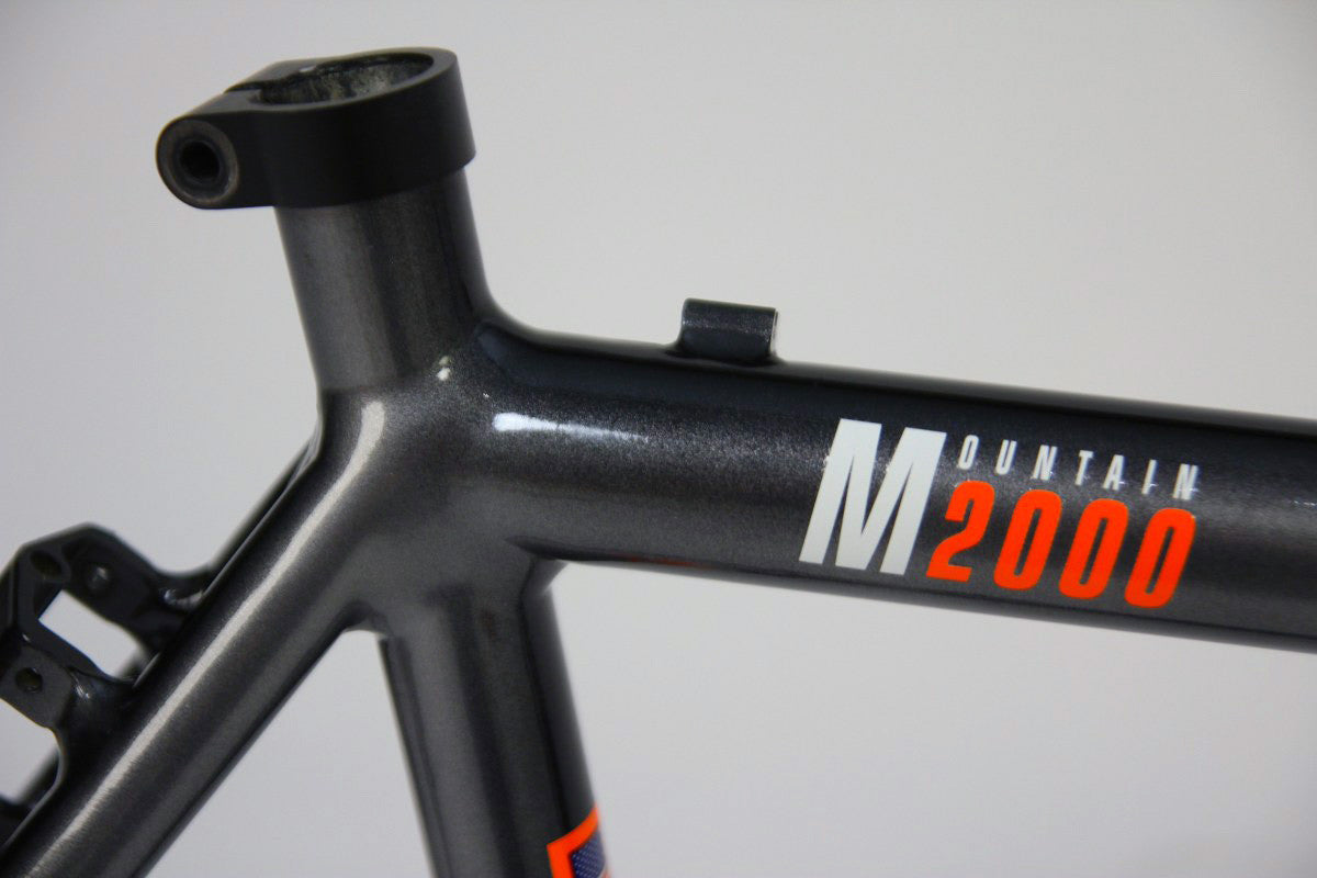 1992 Cannondale M2000 Frame & Pepperoni Fork: 18", 1 1/4" Fork