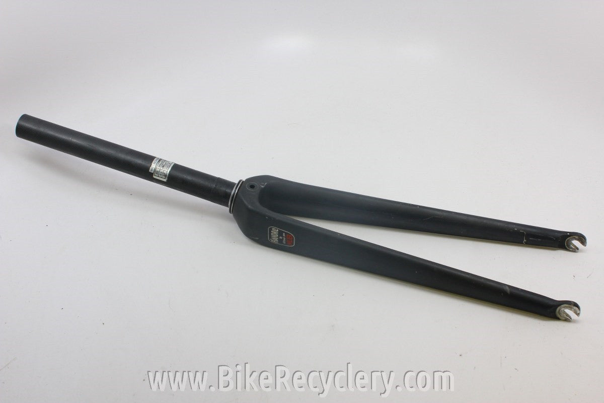 Wilier Fiandre Aero Carbon Fork: 1 1/8" Threadless,  700c, Flat Black