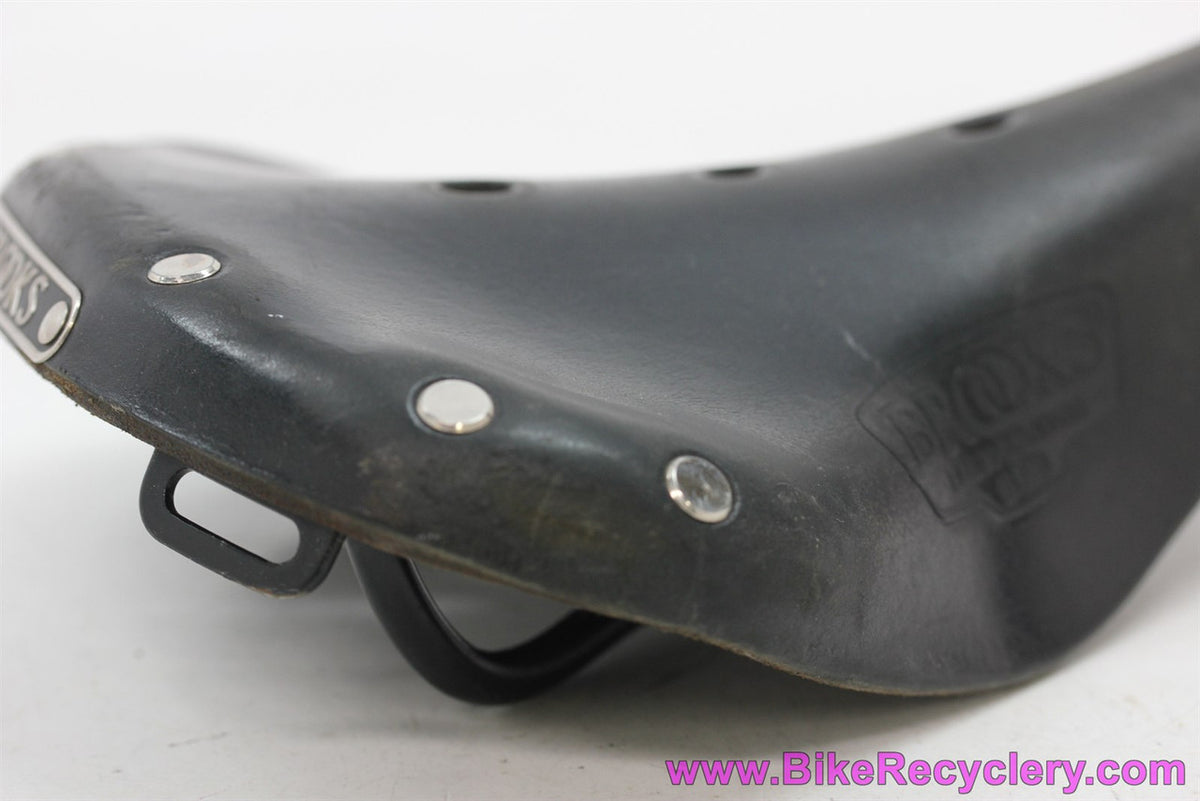 Brooks B17s Leather Saddle: Broken In Sitbone Indents - Black (EXC)