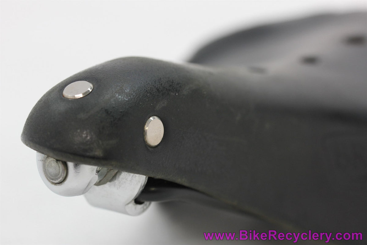 Brooks B17s Leather Saddle: Broken In Sitbone Indents - Black (EXC)