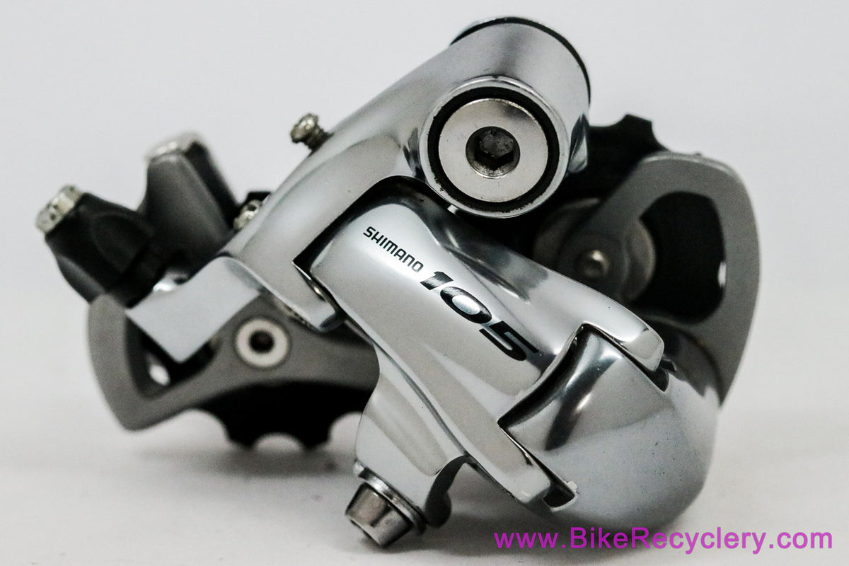 Shimano 105 RD-5600 Rear Derailleur: 10 Speed - Short Cage - Silver (New Take-Off)