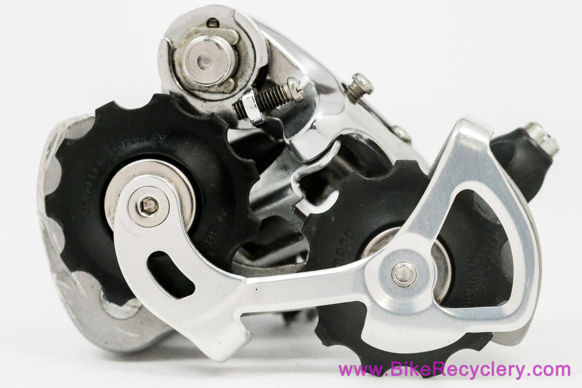 Shimano 105 RD-5600 Rear Derailleur: 10 Speed - Short Cage - Silver (New Take-Off)