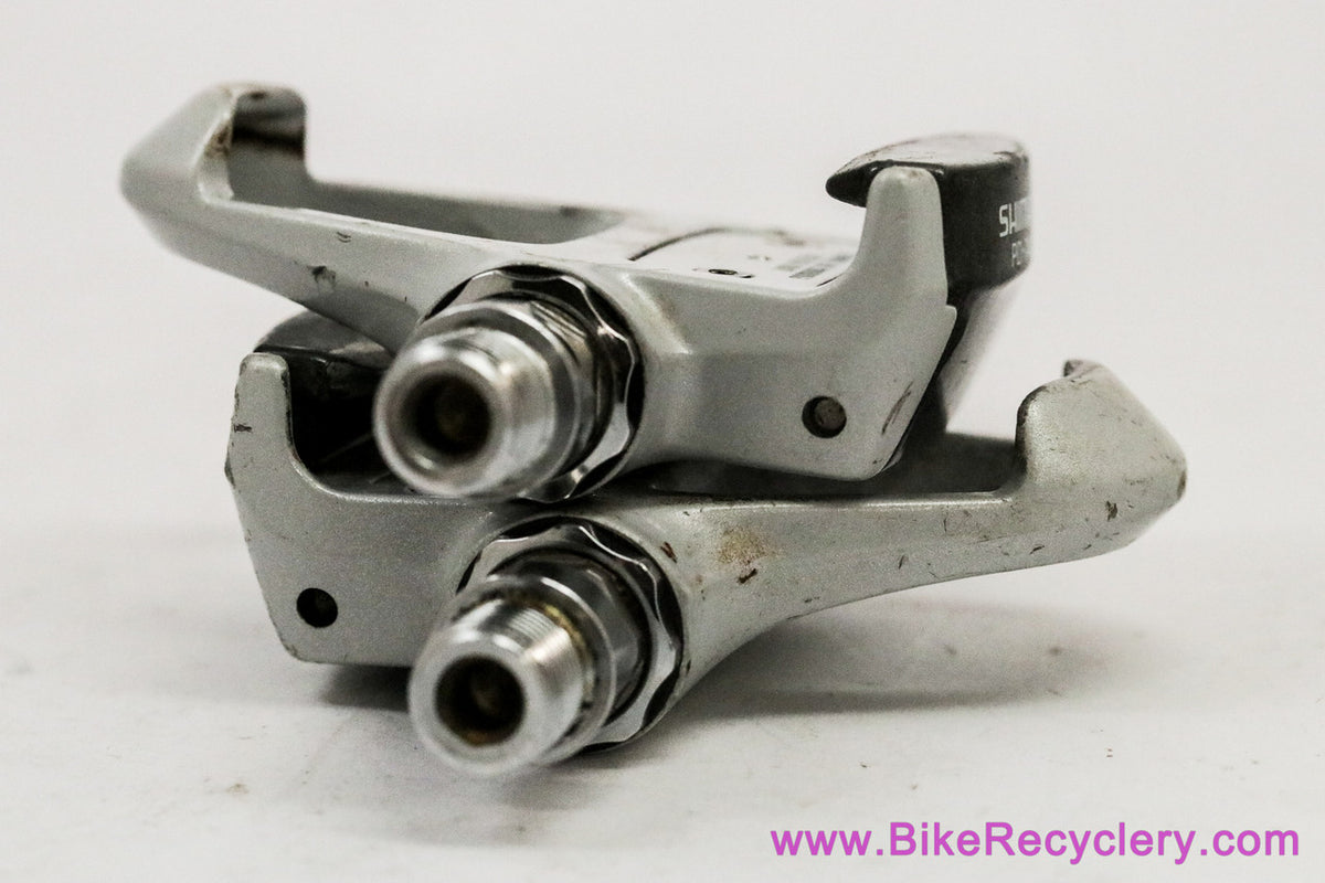 Shimano Dura Ace PD-7401 Clipless Pedals: Grey (R: Low Miles Perf Bearings, L: Average)