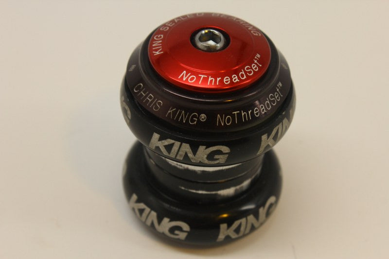 Chris King 1 1/8" Threadless Aheadset Headset: Black w/ Red Top Cap