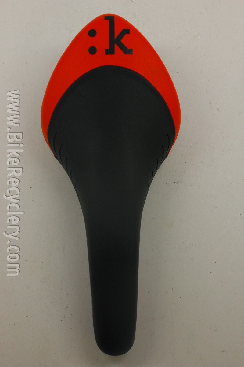 NEW Fizik Arione Tri 2 Saddle: Black/Red, Several Available