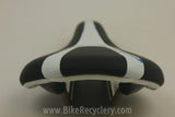 Giant Saddle: Shaped like Fizik Arione or Gobi NEW