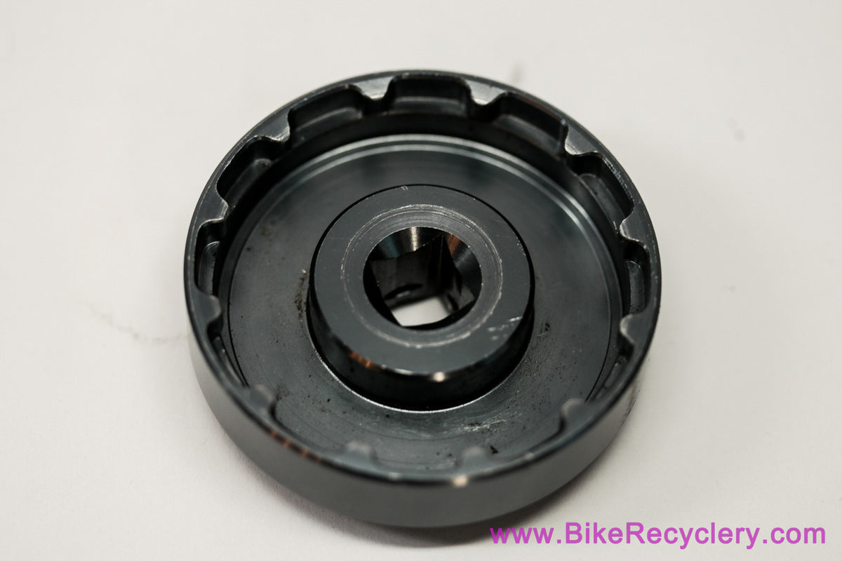 Chris King External Bottom Bracket Cup Tool: ThreadFit 30 / T47 30x / T47 24x (TBB006)