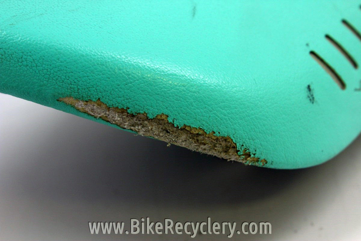 Bianchi Celeste Fizik Arione Saddle: Titanio Ti
