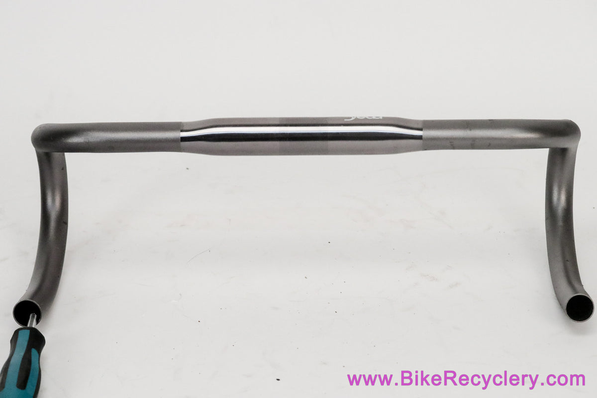 Deda Elementi Zero 100 Dark Silver Polish Drop Handlebar: 46cm (44cm c-c) x 31.8mm (Near Mint+)