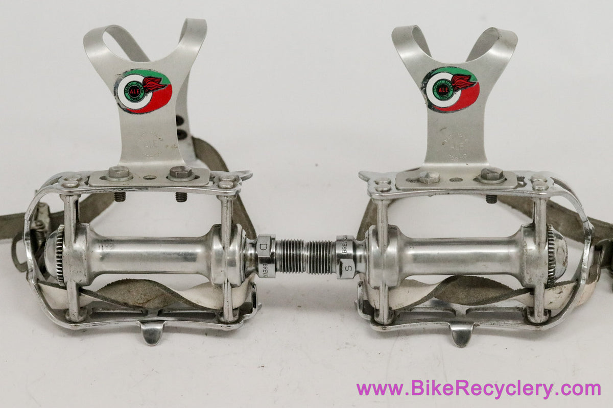 Campagnolo Nuovo Record Pedals: #1037 - Chrome - Med Clips/Straps (Near MINT+)