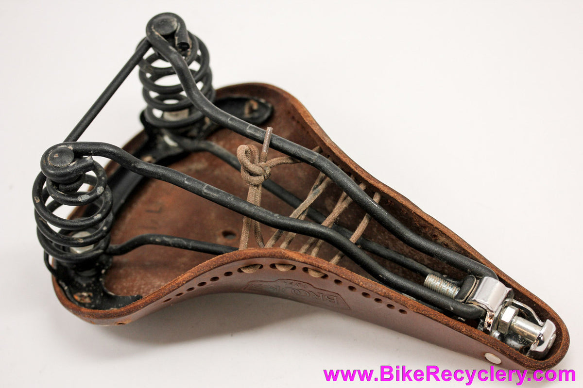 Brooks Flyer B396  Aged Antique Brown Leather Saddle: Textured Top - Laced - Springs