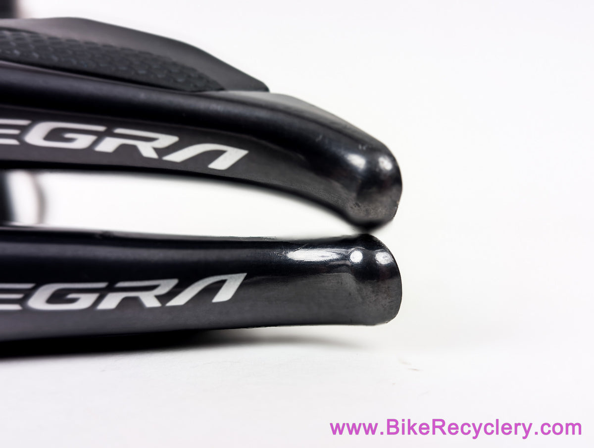 Shimano Ultegra ST-R8070-R Di2 STI Shifters: 11s - Hydraulic (<50 mi NEAR MINT+++))