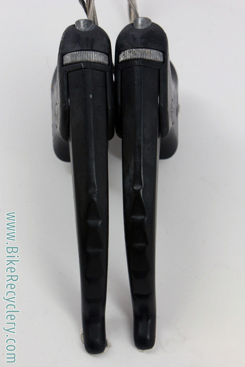 Universal LR1 Aer Brake Levers: Non-Aero, Black Plastic