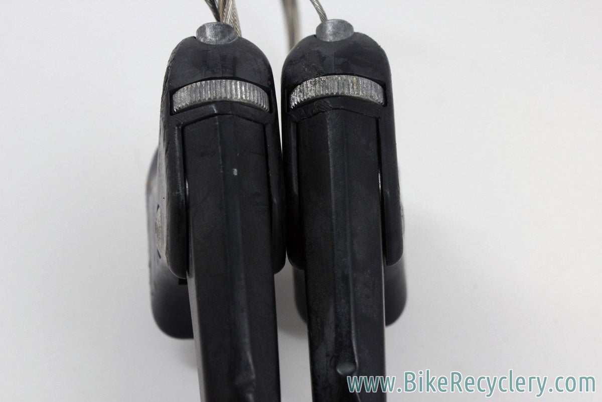 Universal LR1 Aer Brake Levers: Non-Aero, Black Plastic