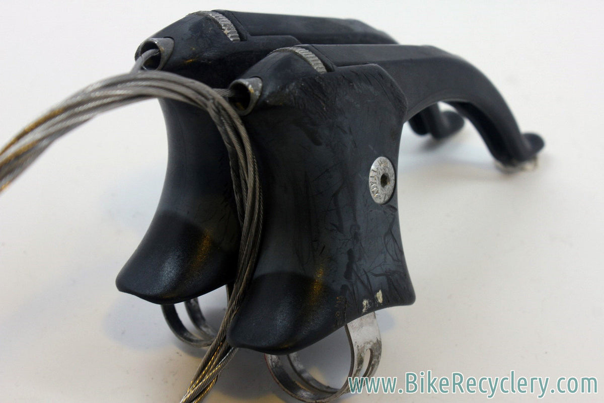 Universal LR1 Aer Brake Levers: Non-Aero, Black Plastic