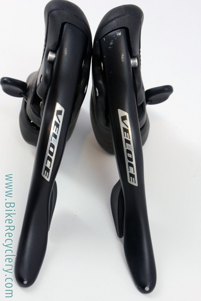 Campagnolo Veloce 10 Speed Ergo Shifters: Ultra Shift, Black, EXC+