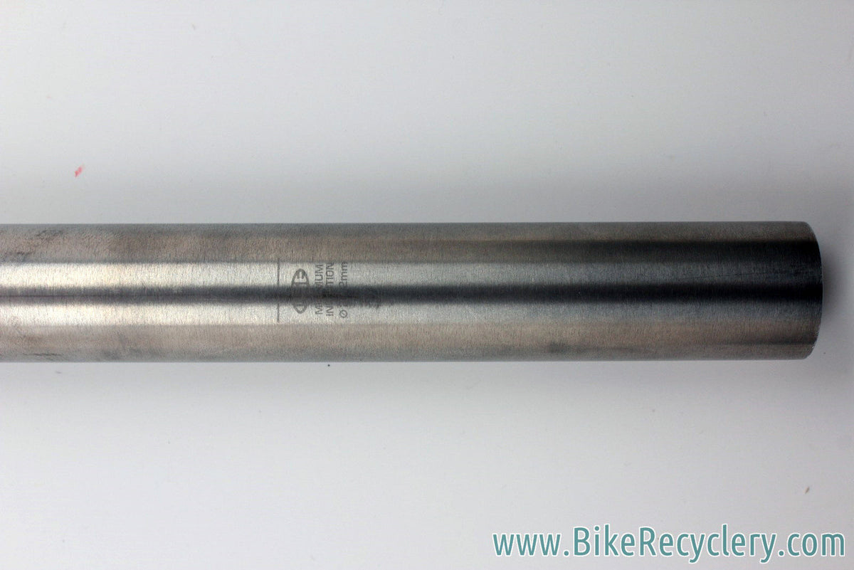 Vintage U.S.E. Alien Cyclops Titanium Seatpost: 27.2mm x 350mm, Near Mint
