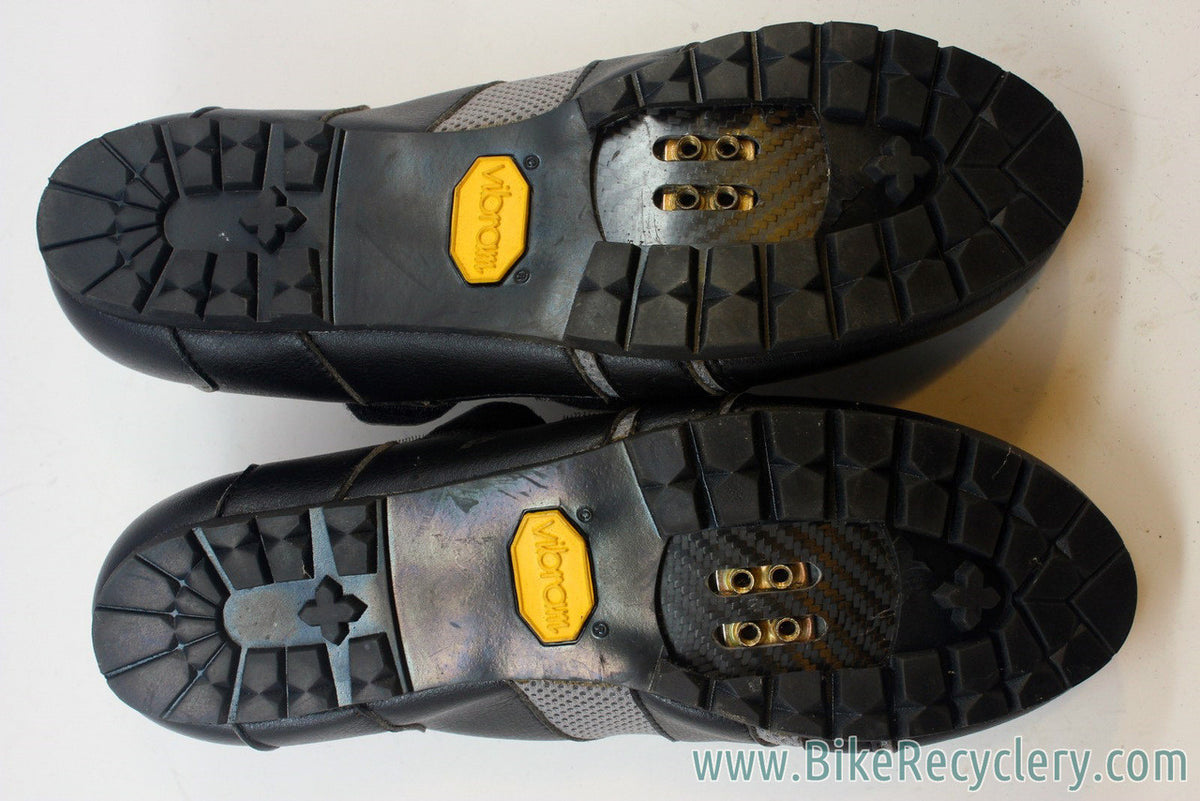 D2 Kong Mountain Bike Shoes: $1000 MSRP! Vibram Soles, Size ~44D