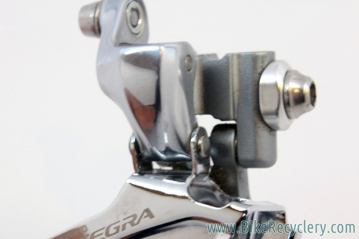 Shimano Ultegra FD-6700 Front Derailleur: 10 Speed, Braze On MINT