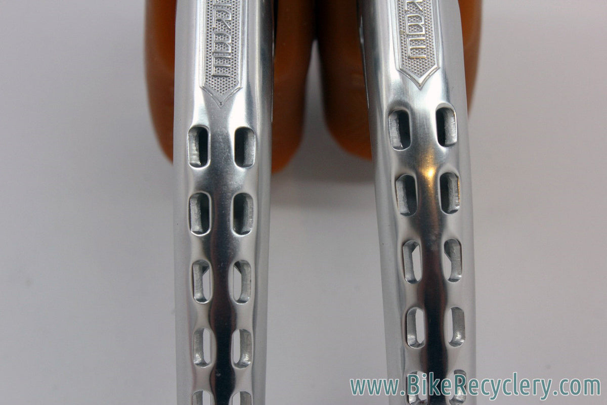 NIB/NOS Suntour Superbe Brake Levers: Dual Slotted CB-3200, Tan Hoods