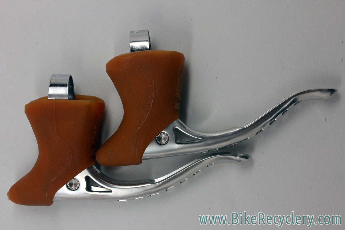 NIB/NOS Suntour Superbe Brake Levers: Dual Slotted CB-3200, Tan Hoods