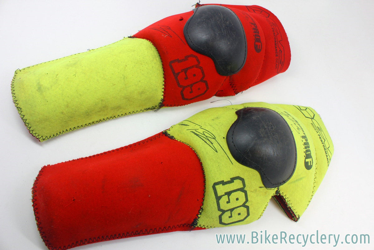 Vintage 1990's DH Mountain Bike Knee Pads: EVS Pro-F Gary Bailey Series