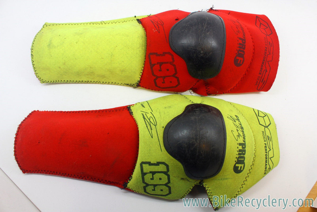 Vintage 1990's DH Mountain Bike Knee Pads: EVS Pro-F Gary Bailey Series