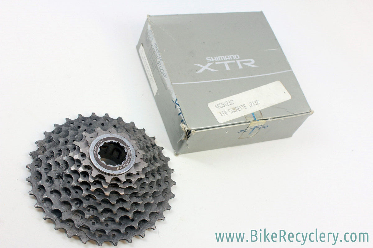 Shimano XTR CS-M900 8-Speed Cassette: 12-32T, EXC