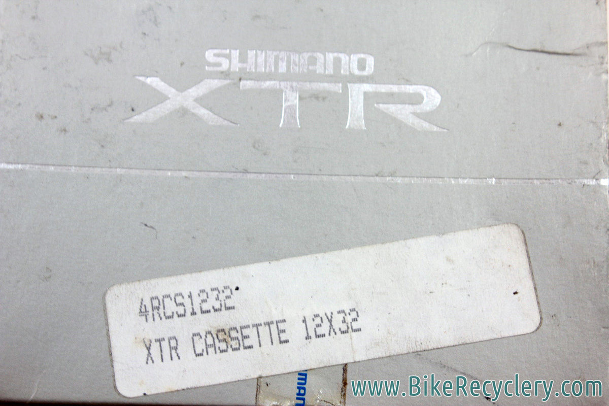 Shimano XTR CS-M900 8-Speed Cassette: 12-32T, EXC