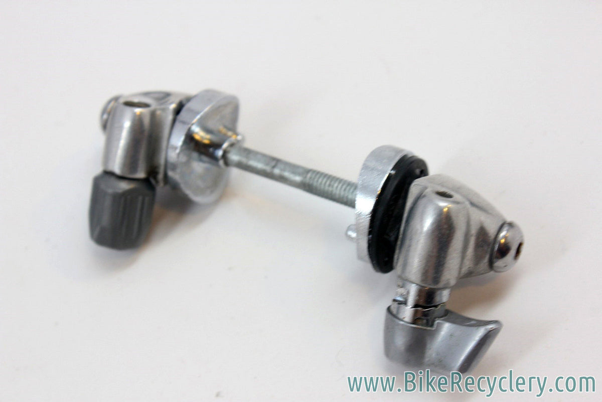 Shimano Dura Ace 9-Speed 7700 Groupset: NM 32H Hubs / QR, STI Shifters, Brakes, Derailleurs, 12-25T Cassette, Cable Stops