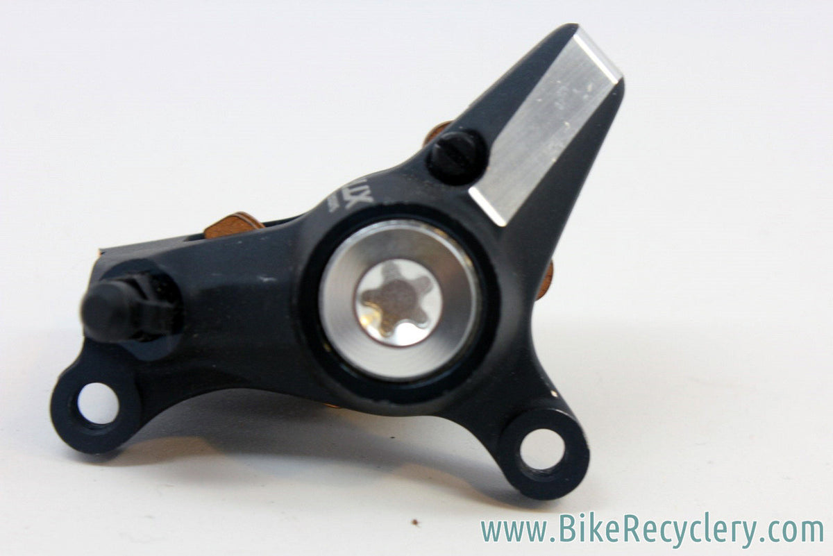 Shimano XTR BR-M975 Disc Brake Caliper w/pads: NEW