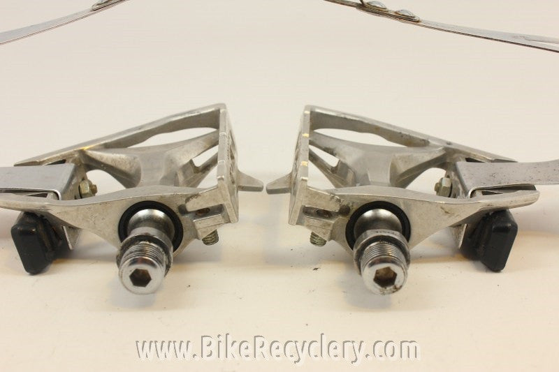 Suntour Cyclone 7000 Road / Touring Pedals w/ Christophe Toe Clips (L?)