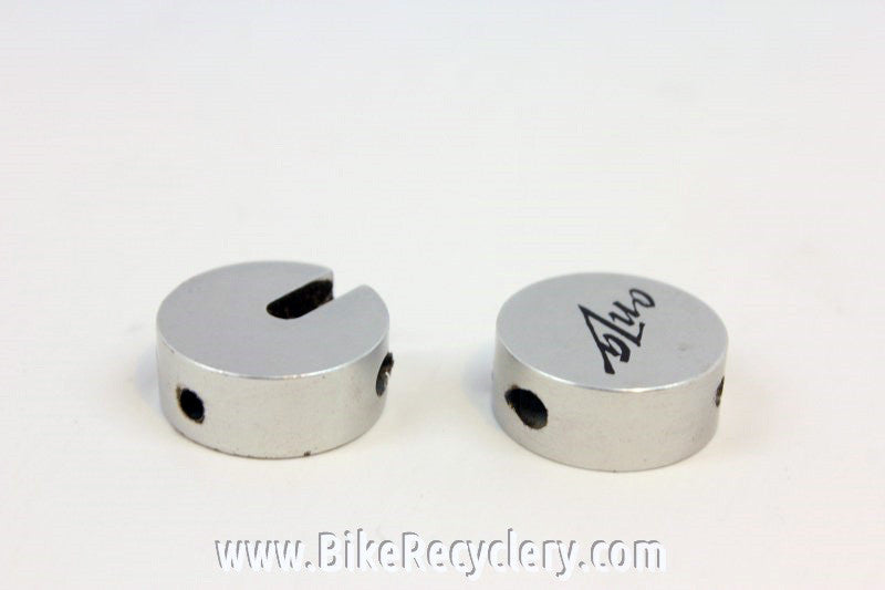 ONZA Chill Pills Cable Carriers: Silver, Used EXC