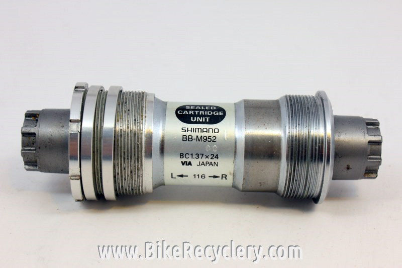 Shimano XTR BB-M952 Bottom Bracket: Octalink V1 116mm x 73/68mm MINT