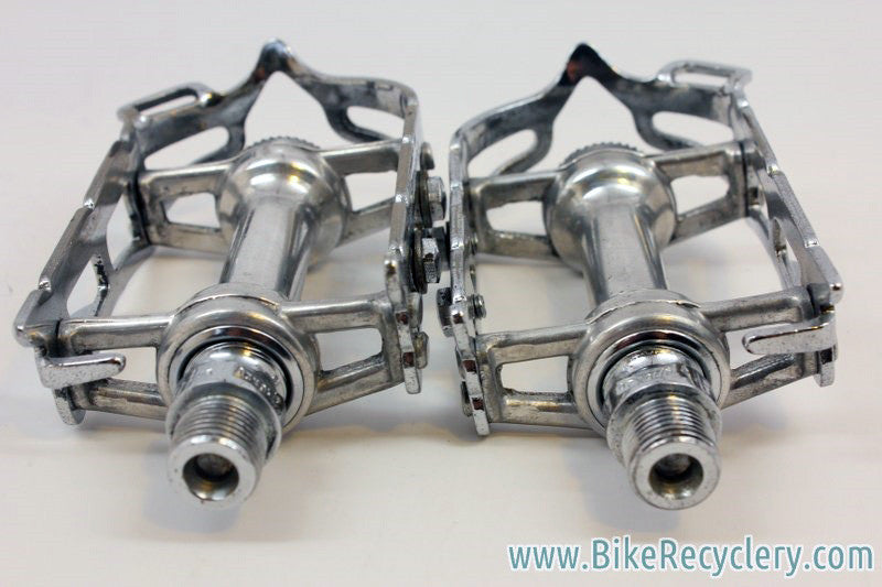 Early 1960's Campagnolo Record Pedals w/ Strap Loop: #1037, Near MINT