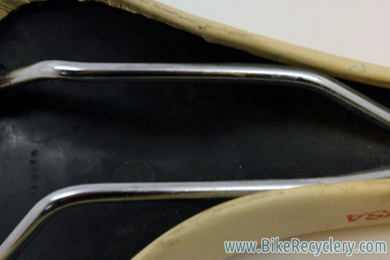 Avocet Racing 2 R-II Saddle: White Leather w/ Red Decals