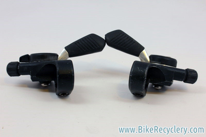 Shimano Deore XT Thumb Shifters: 5/6/7 speed, SL-M732