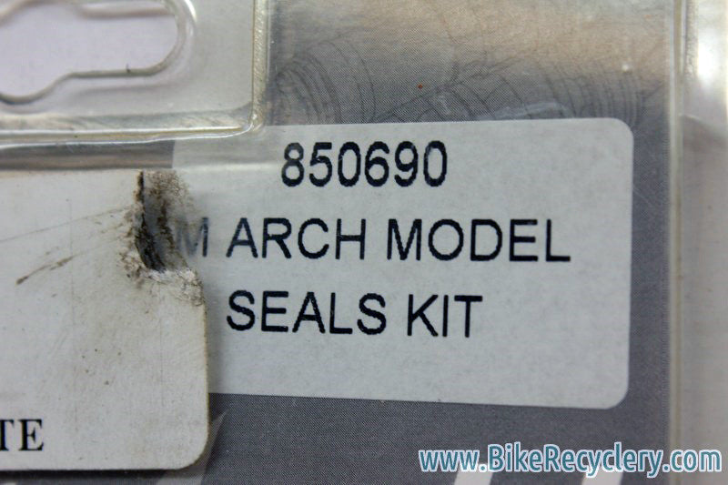 NIB/NOS Marzocchi M-Arch / Monolite Seal & Wiper Kit: 30mm