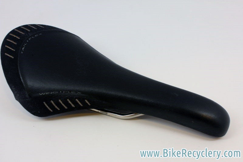Fizik Gobi Saddle: Black, Kium Rails, 1st Gen EXC+