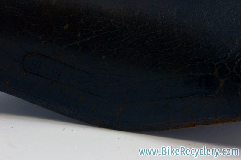 Vintage Brooks Professional Leather Saddle: Brown