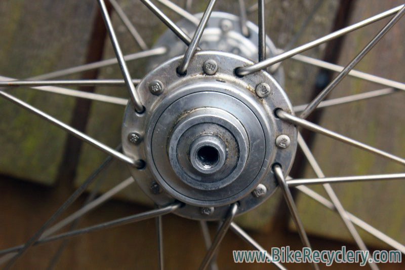 White Industries / Mavic SUP 26" Wheelset: Blue/Purple Ano Nipples, 32H, 8/9 Speed