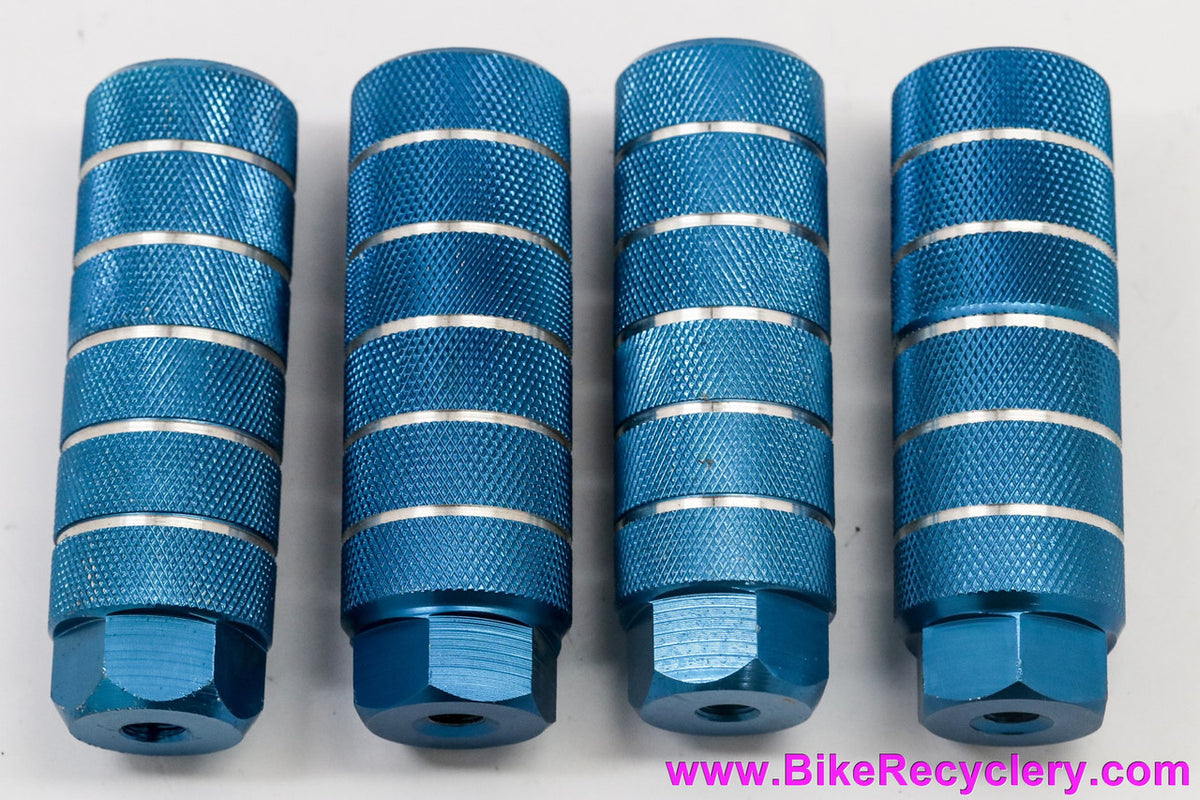 BMX Foot Pegs: Blue / Silver (Barely Used)