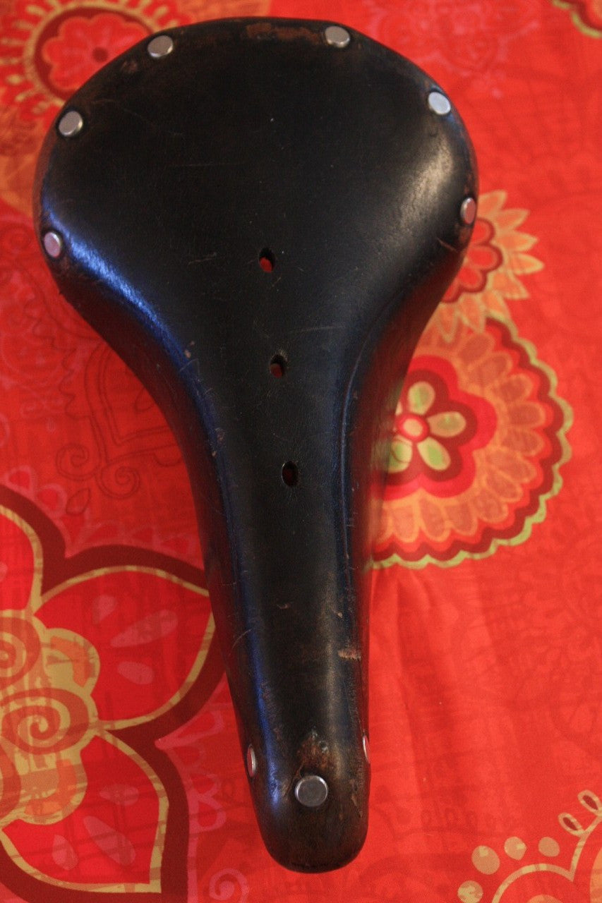 Vintage 1966 Brooks B17 Competition Standard Leather Saddle: Brown