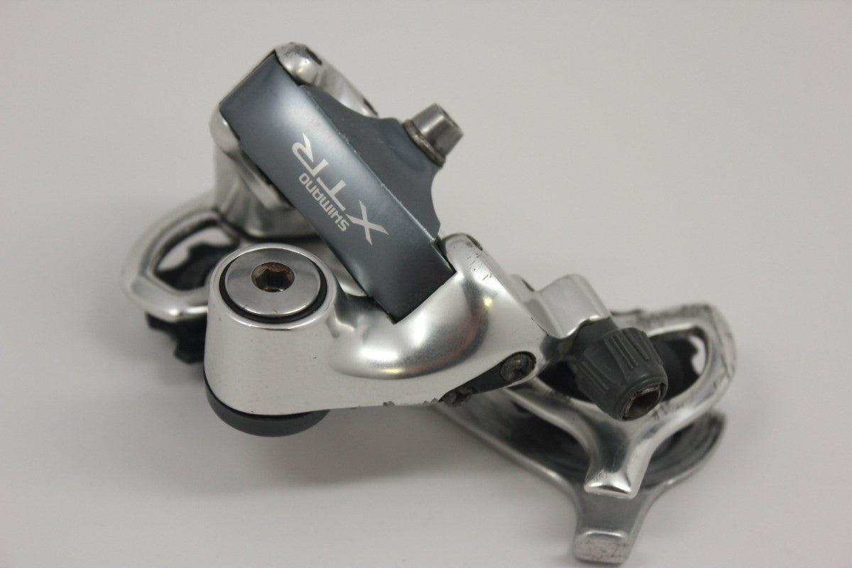 Shimano XTR RD-M910 Rear Derailleur: Mid-cage EXC