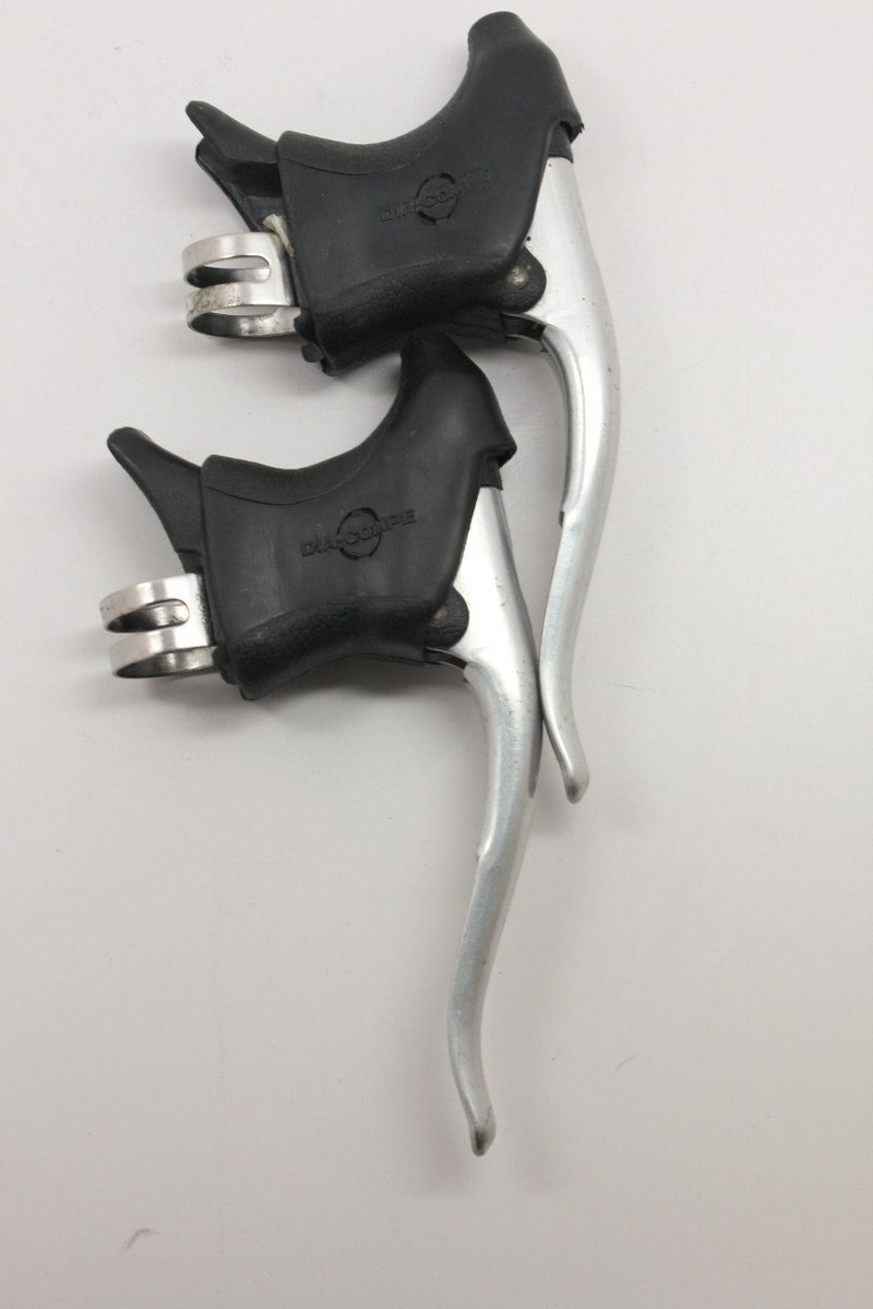 Dia Compe Aero Road Brake Levers: Black