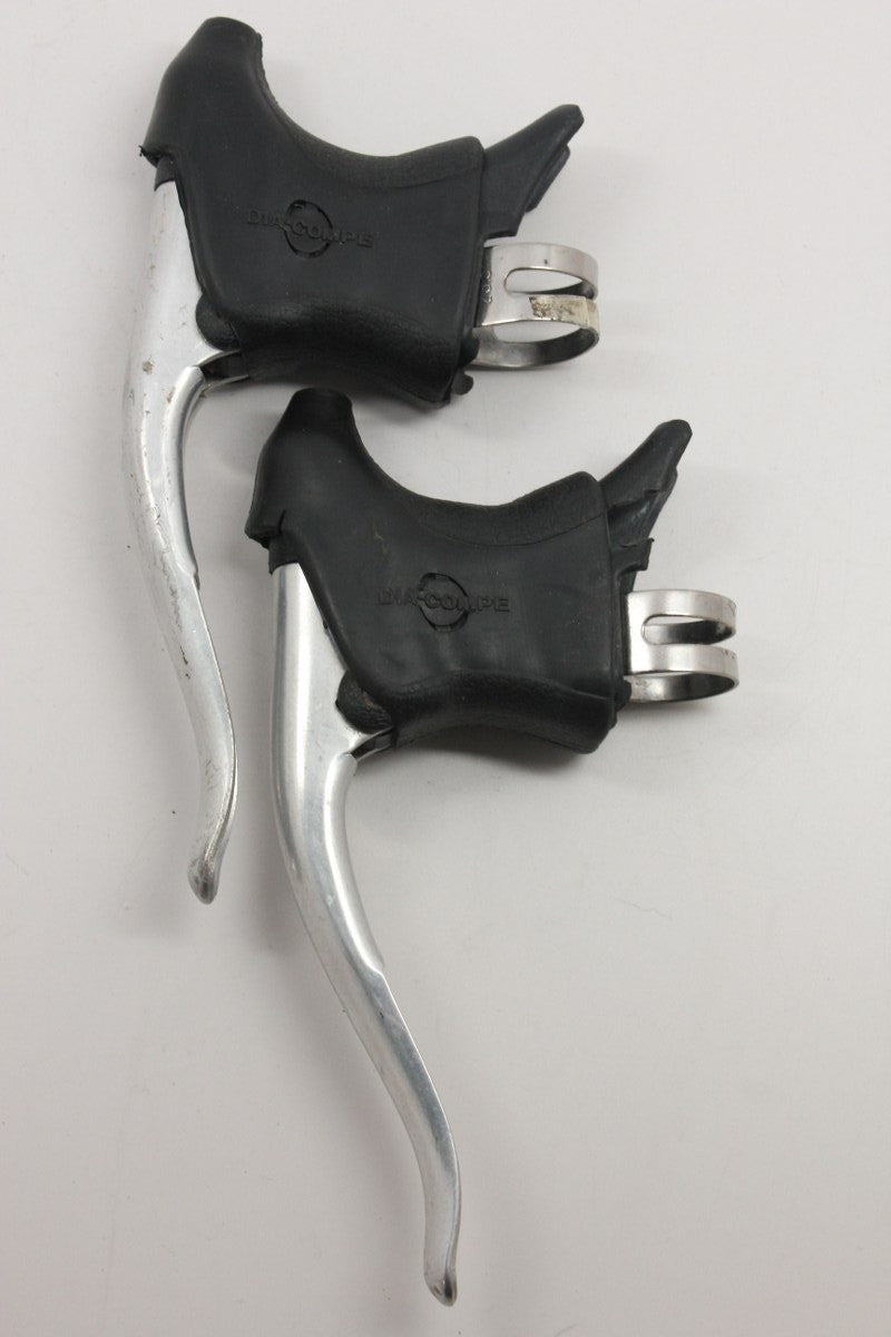 Dia Compe Aero Road Brake Levers: Black