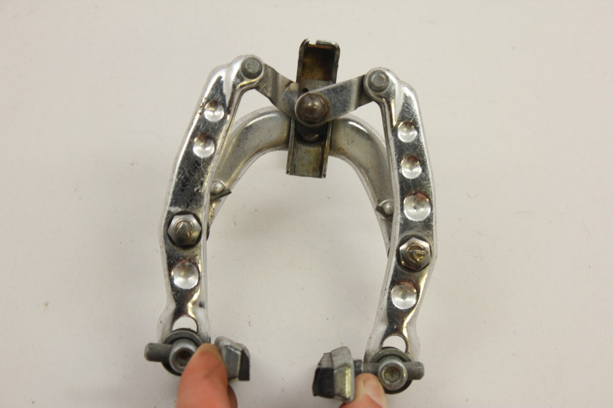 Lee Chi Scissors / Roller Cam Brake, Front