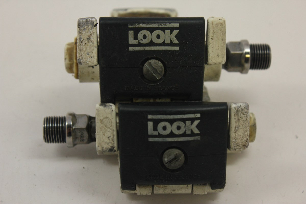 Vintage Look PP65 Delta Clipless Pedals: White, World's "First" Clipless Pedal